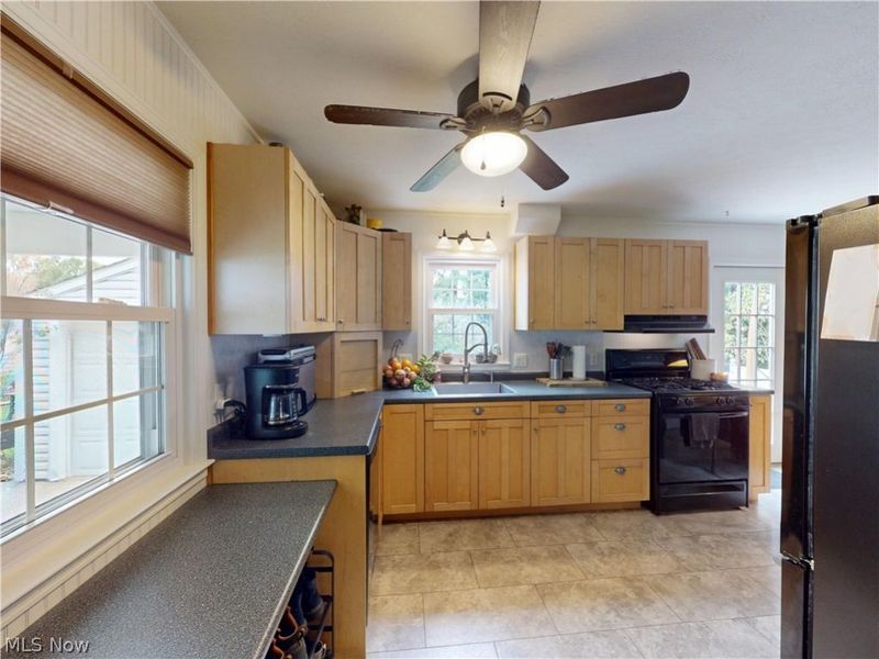 1443 Union Street, Barberton, OH 44203 Photo 6