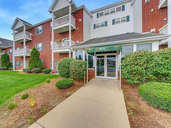 6020 S Buckhorn AVENUE, Unit 304, Cudahy, WI 53110