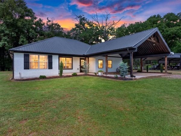 4933 Harrington Drive , Van Buren, AR 72956