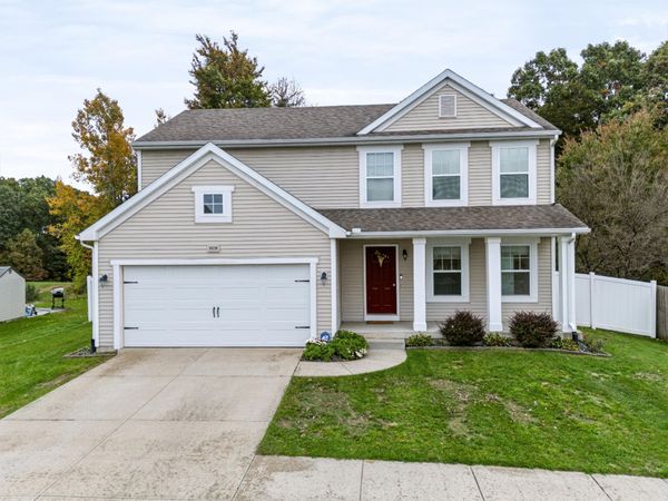 10126 Castle Creek Circle, Galesburg, MI 49053