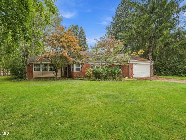 4317 W Central Avenue, Ottawa Hills, OH 43615