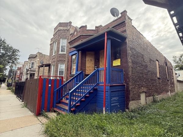 1942 S Hamlin Avenue, Chicago, IL 60623