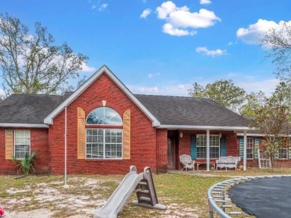 5912 Yellow Bluff Road , Blackshear, GA 31516