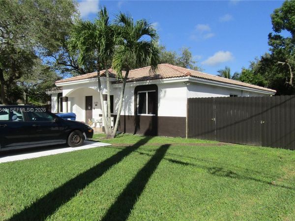 21935 SW 102nd Ave , Cutler Bay, FL 33190