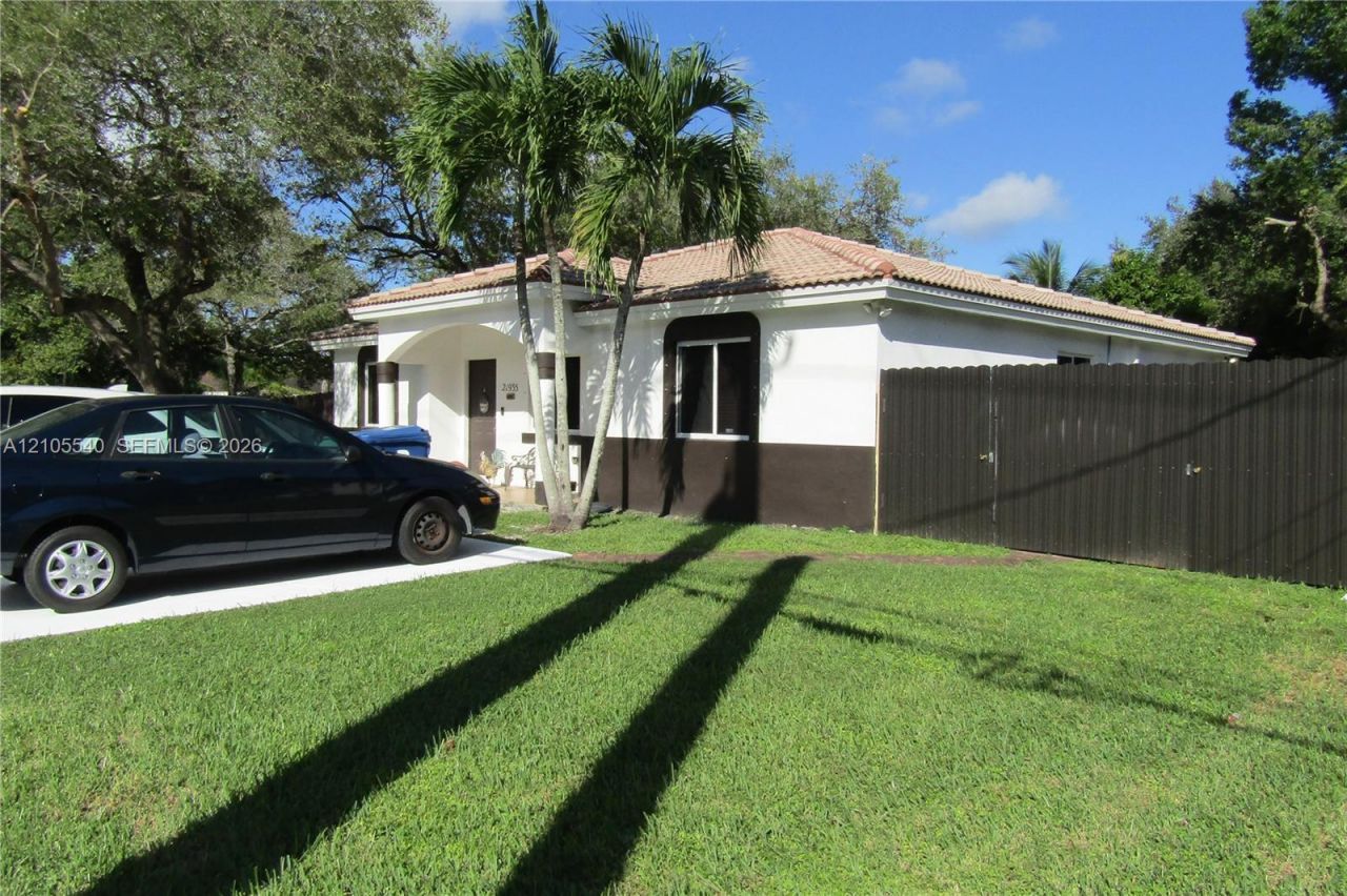 21935 SW 102nd Ave , Cutler Bay, FL 33190 Photo
