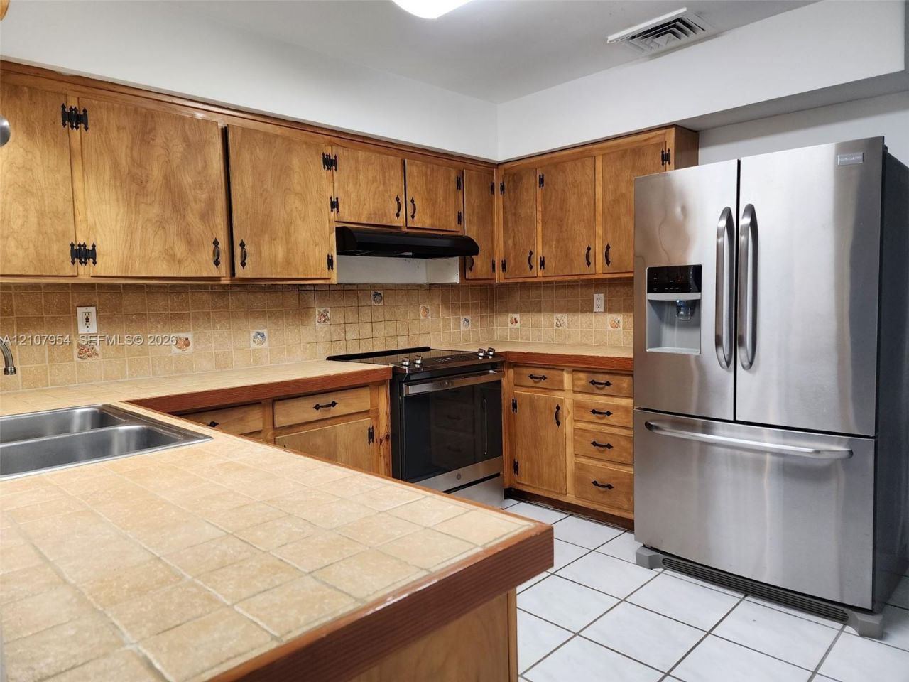7105 SW 84th Ave , Miami, FL 33143 Photo