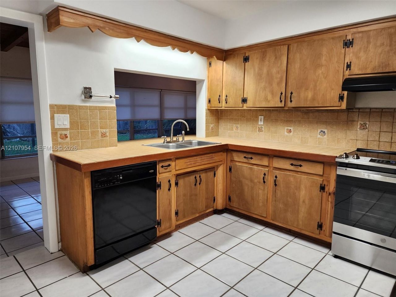 7105 SW 84th Ave , Miami, FL 33143 Photo