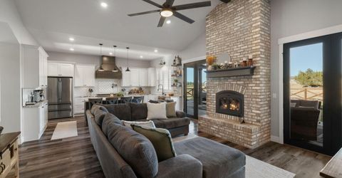 1409 Hunters Point Drive, Gardnerville, NV 89410 Photo