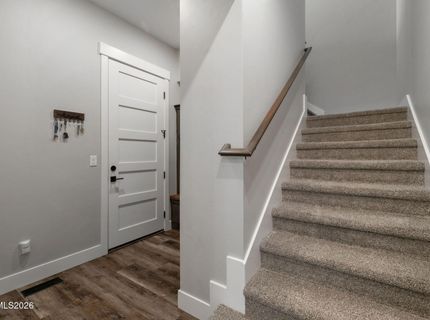 1409 Hunters Point Drive, Gardnerville, NV 89410 Photo