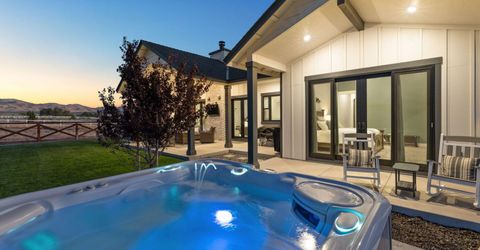 1409 Hunters Point Drive, Gardnerville, NV 89410 Photo