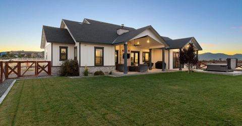 1409 Hunters Point Drive, Gardnerville, NV 89410 Photo