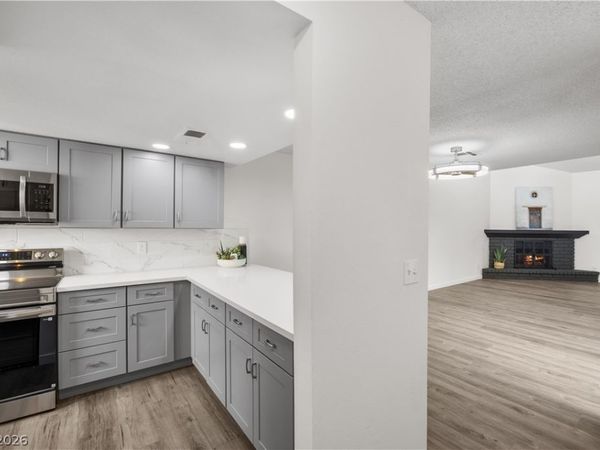 1863 Camino Verde Lane, Las Vegas, NV 89119