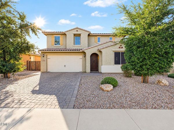 7756 S RESEDA Street, Gilbert, AZ 85298