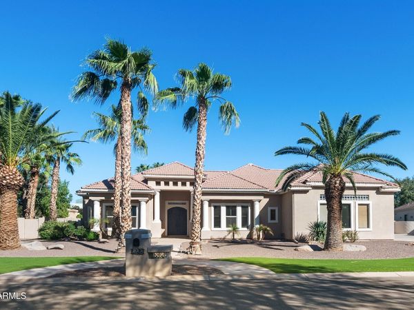 355 S BALBOA Drive, Gilbert, AZ 85296