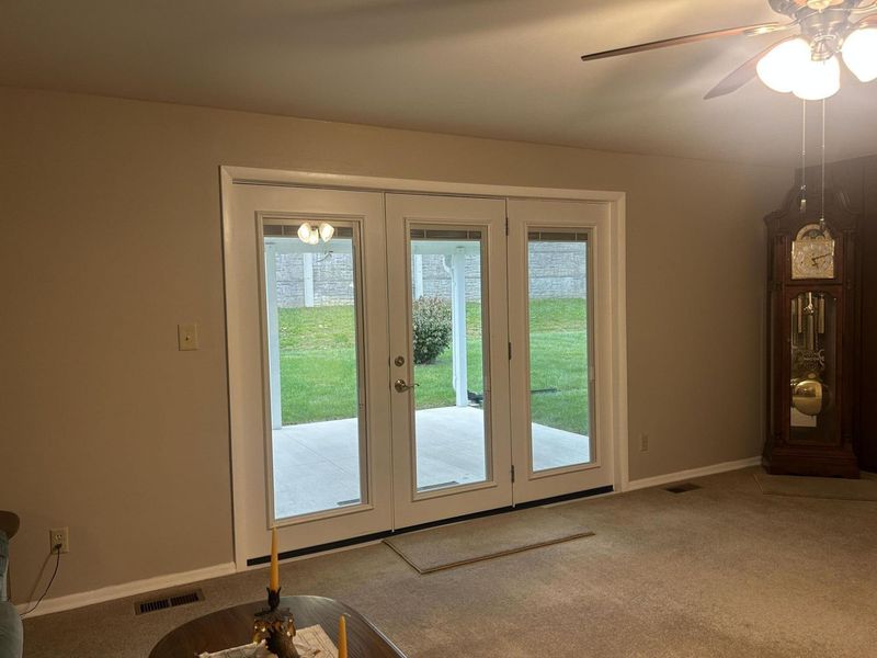 321 N Garber Drive, Tipp City, OH 45371 Photo 12