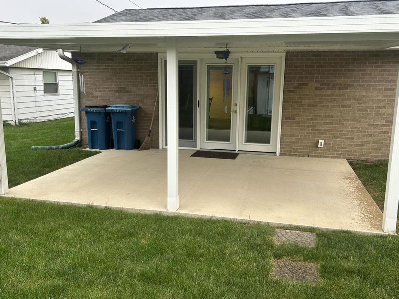 321 N Garber Drive, Tipp City, OH 45371 Photo 4