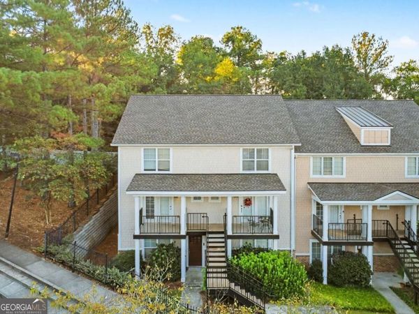 1035 Barnett Shoals Road, Unit 1120, Athens, GA 30605