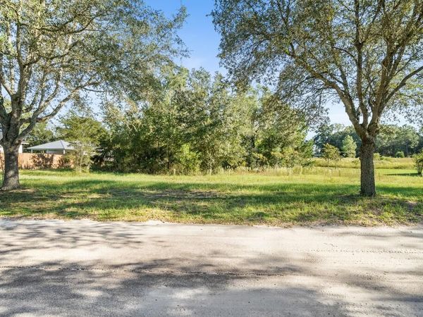 3581 Frederick Ave, Bell, FL 32619