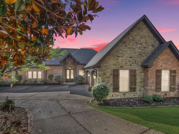 354 Housley Point , Hot Springs, AR 71913