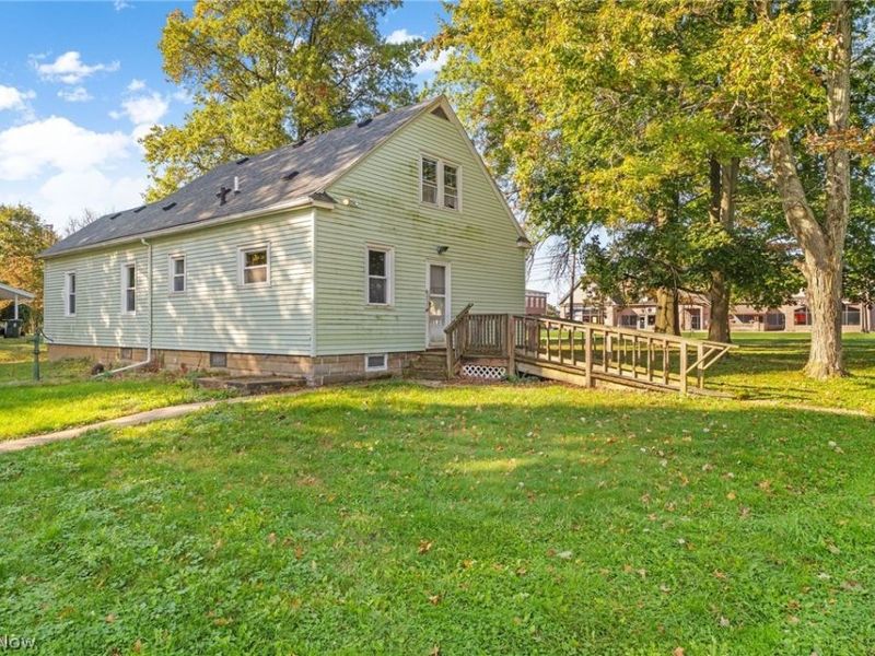 7949 Ridge Road, Wadsworth, OH 44281 Photo 3