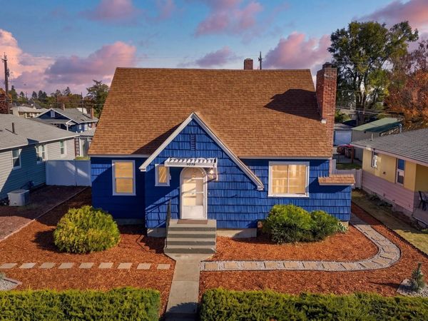 4018 N Ash St, Spokane, WA 99205