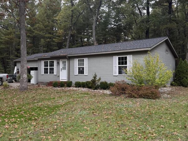 26 E Cedar Road, Twin Lake, MI 49457