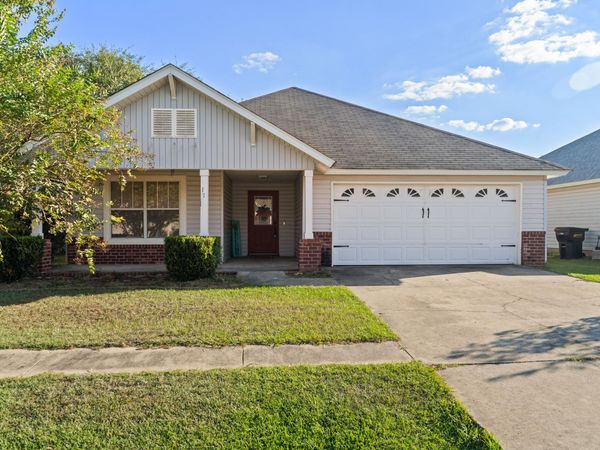 17 S Village Ln., Petal, MS 39465