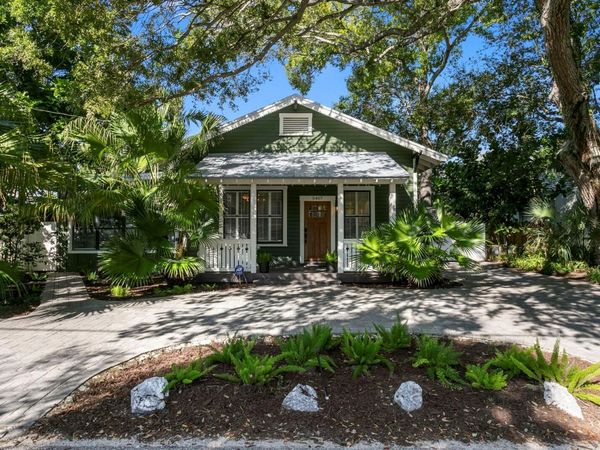5407 S RUSSELL STREET , TAMPA, FL 33611