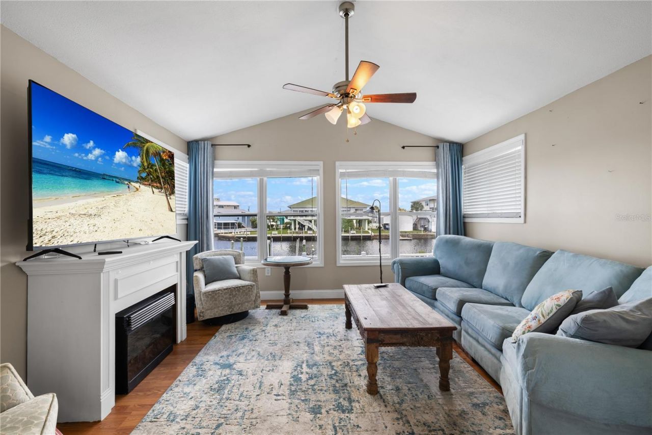 3337 Mangrove Drive, Hernando Beach, FL 34607 Photo