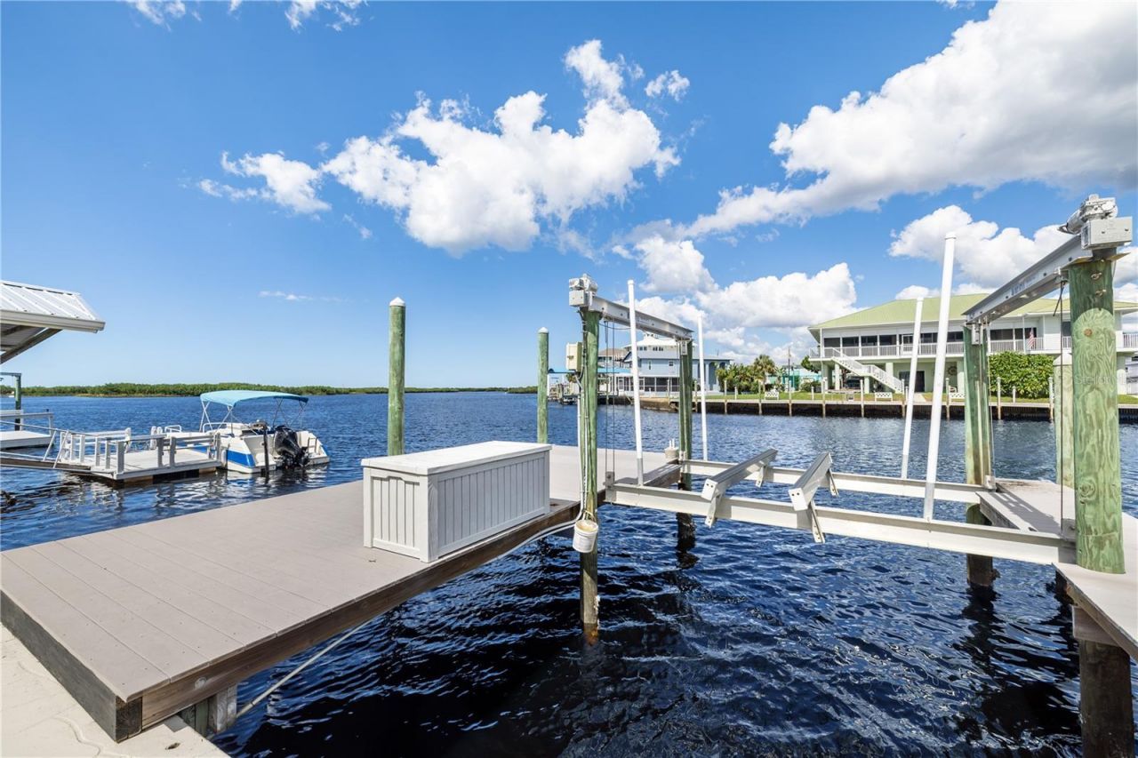 3337 Mangrove Drive, Hernando Beach, FL 34607 Photo