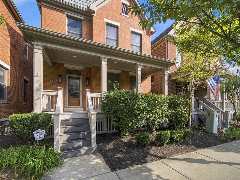 1050 Perry Street, Columbus, OH 43201 Photo 2