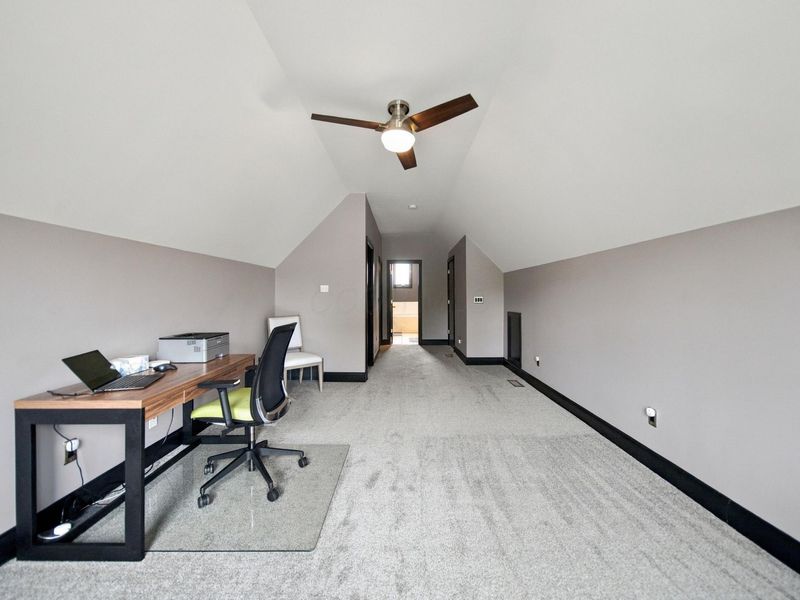 1050 Perry Street, Columbus, OH 43201 Photo 23
