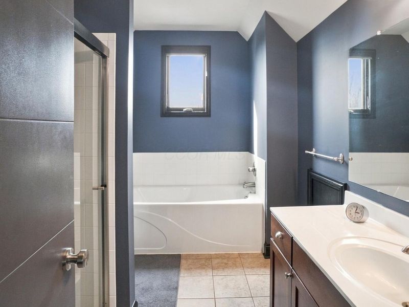 1050 Perry Street, Columbus, OH 43201 Photo 24