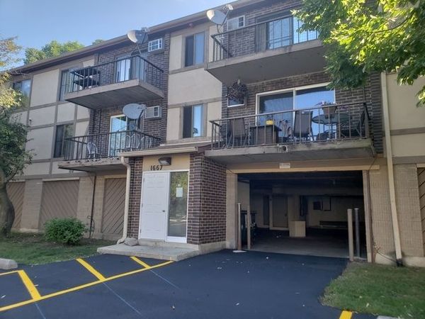 1667 KIOWA Avenue , Unit 203, Naperville, IL 60540