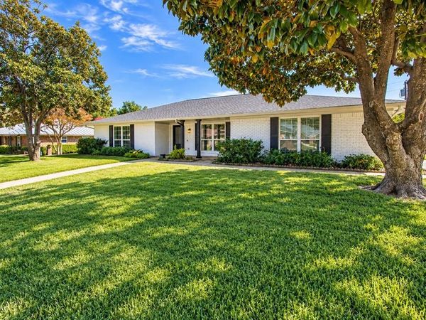 146 Village Estates Drive, Highland Village, TX 75077
