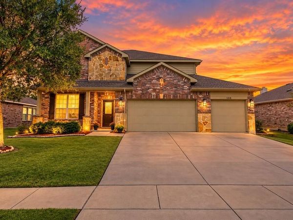 108 Blackforest Road, Krum, TX 76249