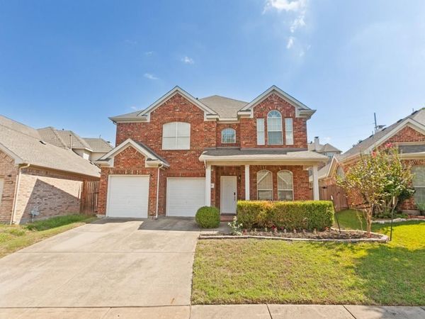 810 Grove Drive , Garland, TX 75040