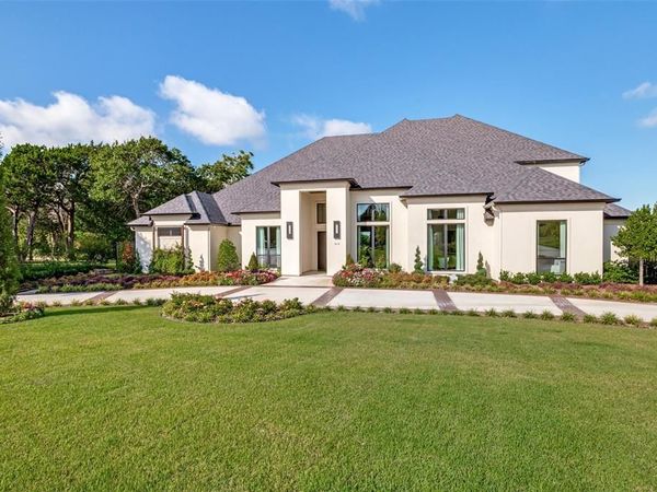 819 Bluff Ridge Drive, Cedar Hill, TX 75104
