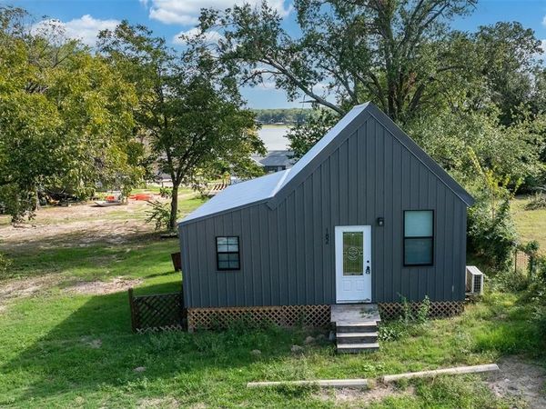 182 Starfish Lane, Mabank, TX 75156