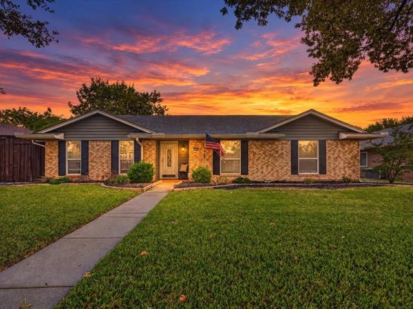 1909 Windsong Trail , Richardson, TX 75081
