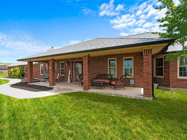 1114 Mount Lane , Rhome, TX 76078