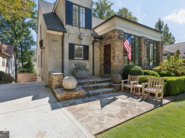 2621 Brookwood Drive NE, Atlanta, GA 30305