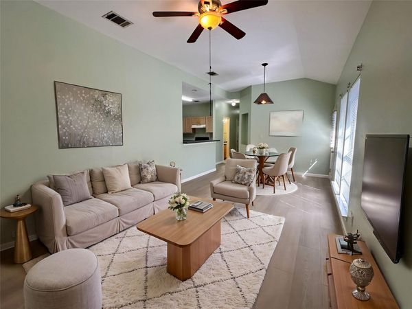 8706 Weiser DR , Unit B, Austin, TX 78729