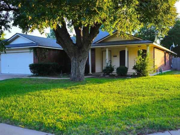 16205 Mones LN , Leander, TX 78641