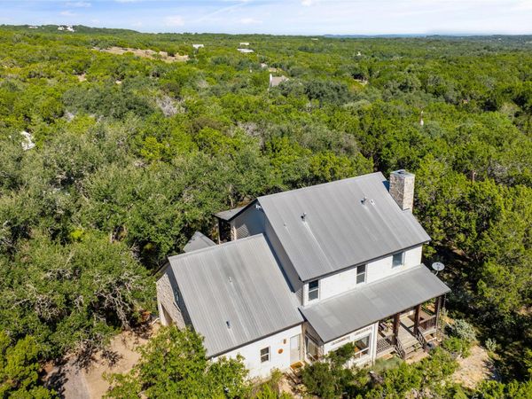 2422 Stagecoach Ranch RD, Dripping Springs, TX 78620
