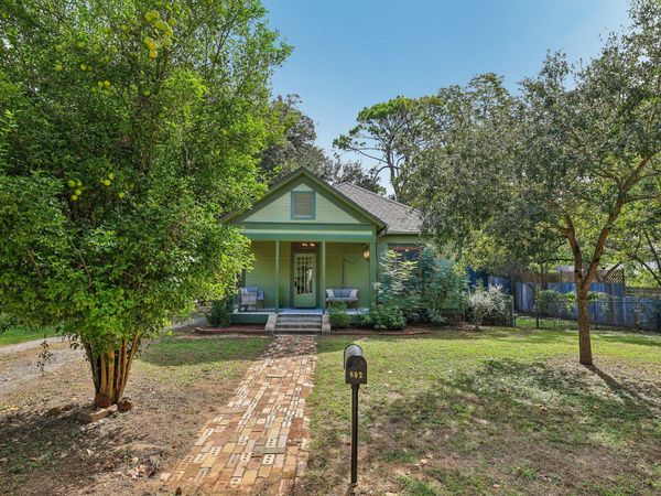 802 Short ST, Smithville, TX 78957