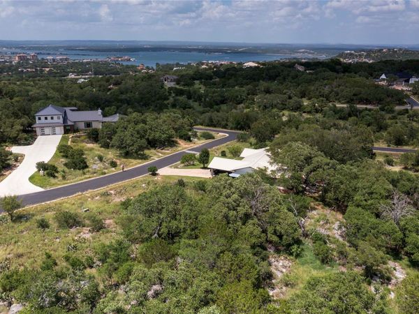 1105 Ute RD, Horseshoe Bay, TX 78657