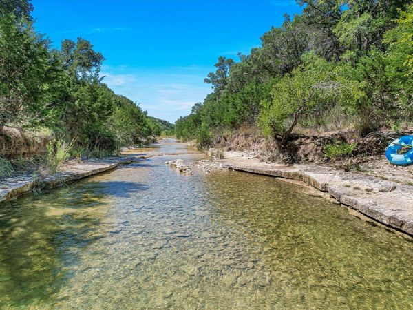 1294 Crabapple Road RD, Blanco, TX 78606