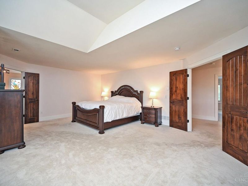 8590 Stoney Bridge Drive, Anderson Township, OH 45244 Photo 22