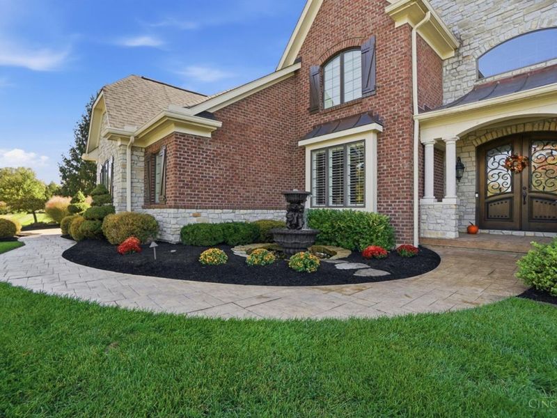 8590 Stoney Bridge Drive, Anderson Township, OH 45244 Photo 6